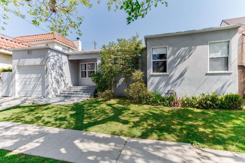 Picfair Village Modern Glam House Los Angeles Exterior photo